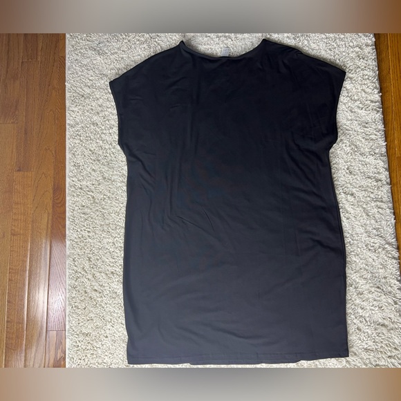 Women’s XL Black V-Neck Dress - Picture 5 of 5